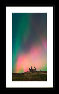 Dunstanburgh Castle aurora 2 Ref-SC2481