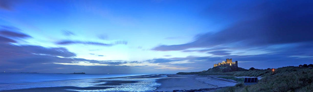 Bamburgh Castle blue dawn 2 Ref-PC2337