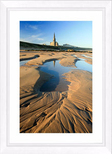 Tynemouth reflections 2 Ref-SC2102