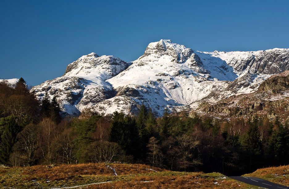 Langdale Pikes from Elterwater 2 Ref-SC2068