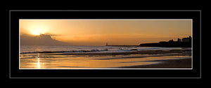 Tynemouth Longsands dawn Ref-PC80