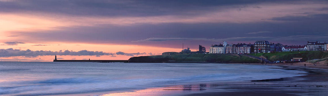 Tynemouth Longsands beach dawn panoramic photograph