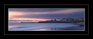 Tynemouth Longsands red dawn Ref-PC286