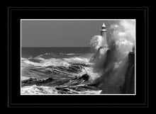 Storm Tynemouth Pier Ref-SBW2096