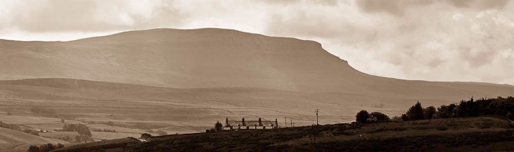 Pen-y-ghent dawn Ref-PS217