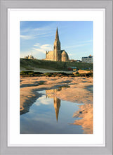 Tynemouth reflections 1 Ref-SC2101