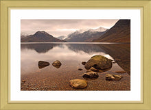 Crummock  Water stones Ref-SC2074