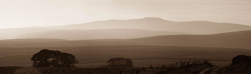 Ingleborough sunset Ref-PS56